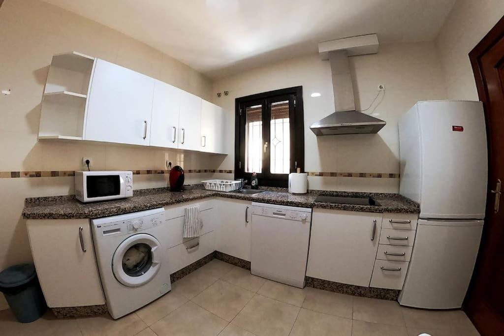 Jdc1K - Beautiful Apartment In City Centre Севилья Экстерьер фото