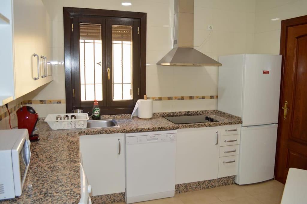 Jdc1K - Beautiful Apartment In City Centre Севилья Экстерьер фото