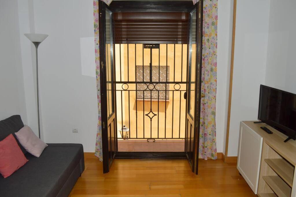 Jdc1K - Beautiful Apartment In City Centre Севилья Экстерьер фото